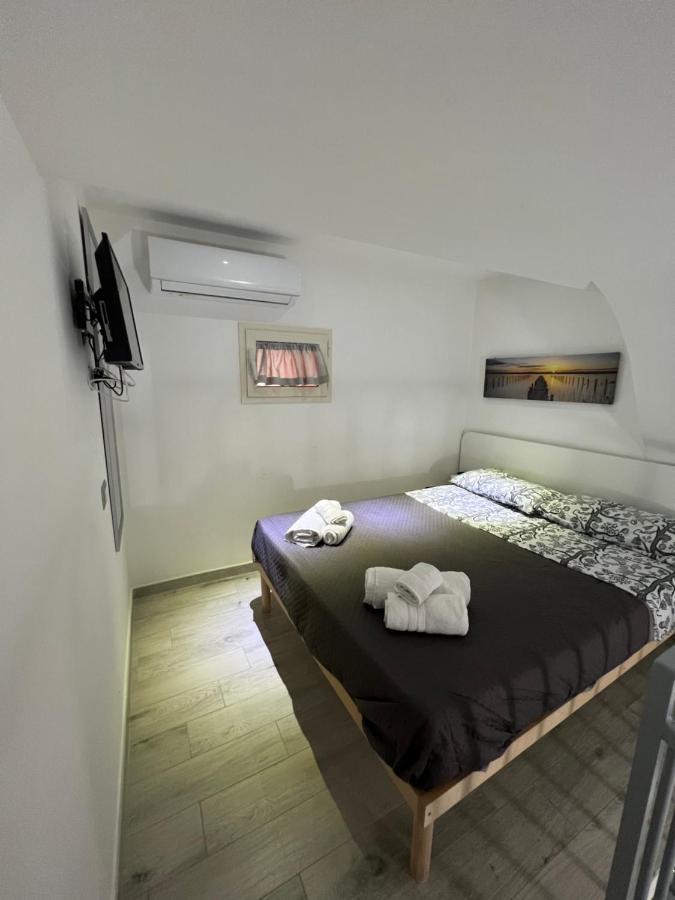 La Casa Di Raffaele Napoli Centro Bed & Breakfast Exterior foto